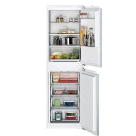 iQ100, Built-in fridge-freezer with freezer at bottom, 177.2 x 54.1 cm, flat hinge